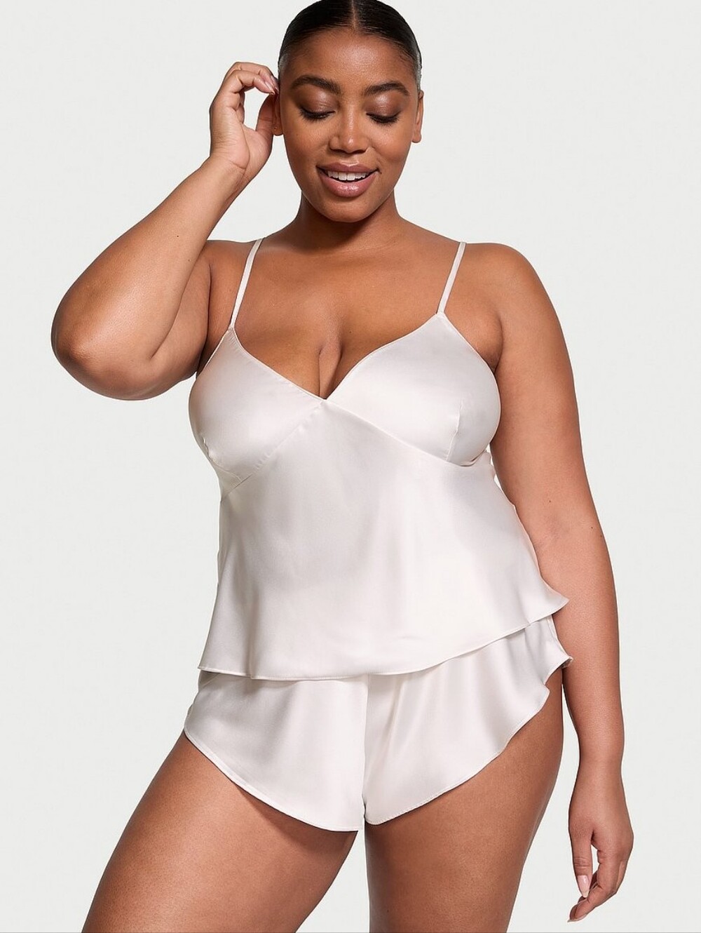 ✨NWT! Victoria's Secret Satin Open-Back Cami & Shorts Set - Soft White